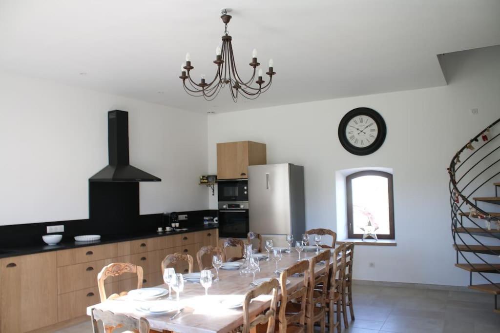 Mas En Campagne Villa Mallemort Exterior photo